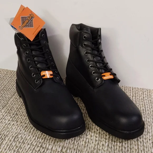 NIB GENUINE GRIP Men's Boots SIZE 11.5W / #058 - Picture 1 of 9